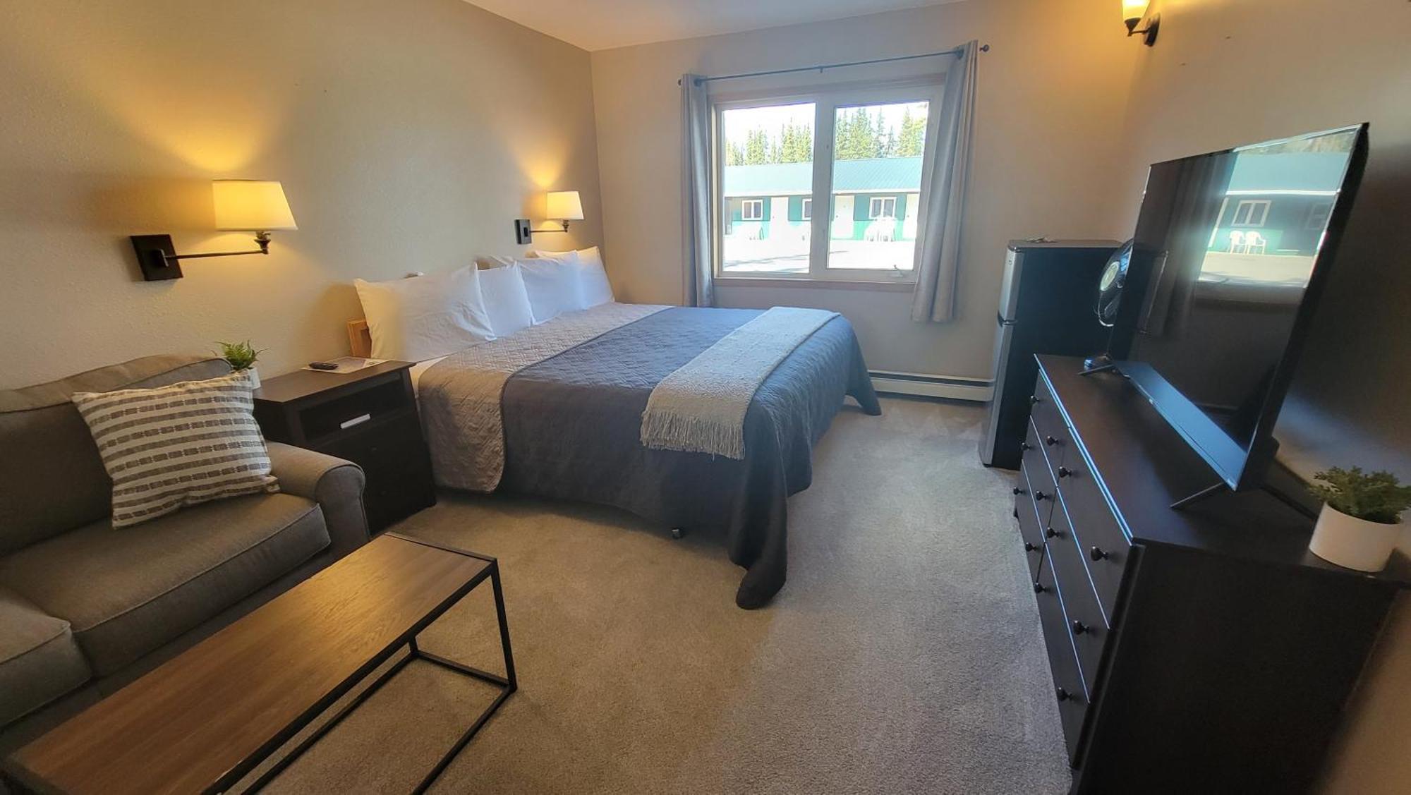 The Golden Bear Motel Ток Экстерьер фото